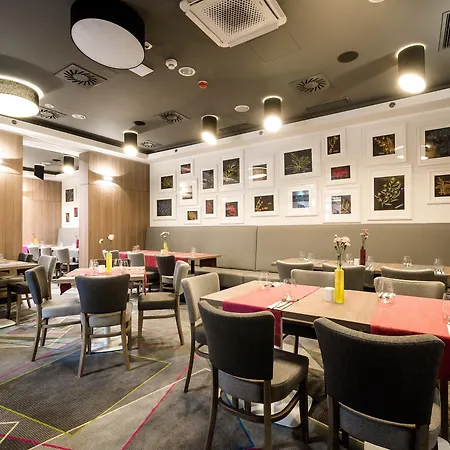 Golden Tulip Kazimierz 호텔 4*