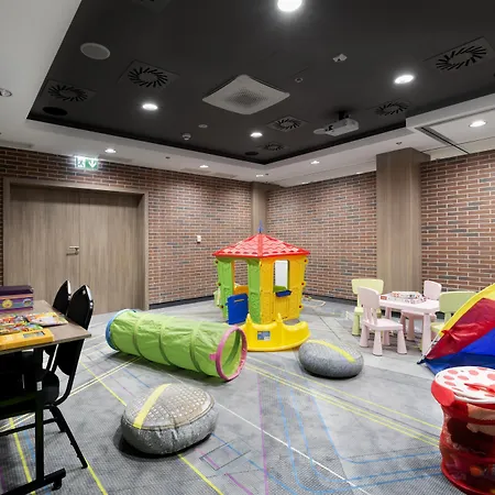 فندق غولدن توليب كراكوف كازيميرز كراكوفيا