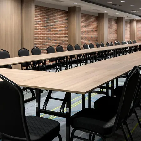 فندق غولدن توليب كراكوف كازيميرز كراكوفيا