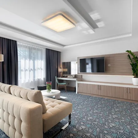 Отель Golden Tulip Kazimierz Краков